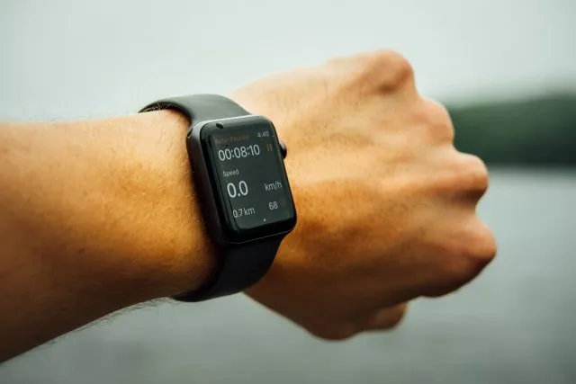 Smartwatch - jak działa? Czym kierować się przy jego zakupie?