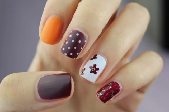 Wzornik do paznokci – kluczowy element kreatywnego manicure